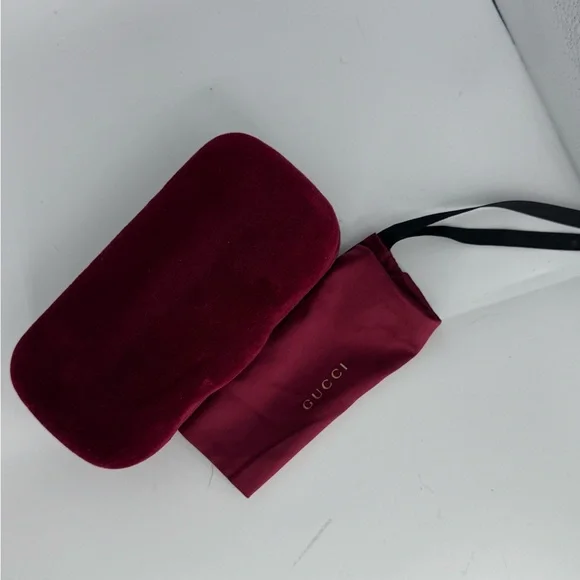 Gucci sunglasses Velvet Case and drawstring dust bag - Picture 3 of 4